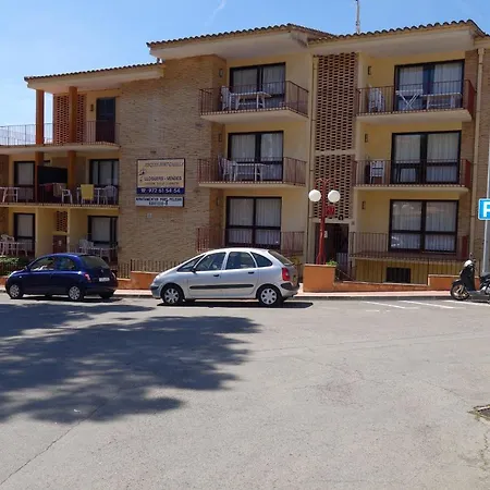 Apartamentos Port-Pelegri-2